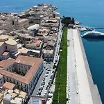 La Gorgone Ortigia